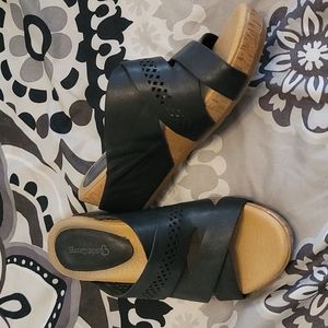Baretraps Black Wedge